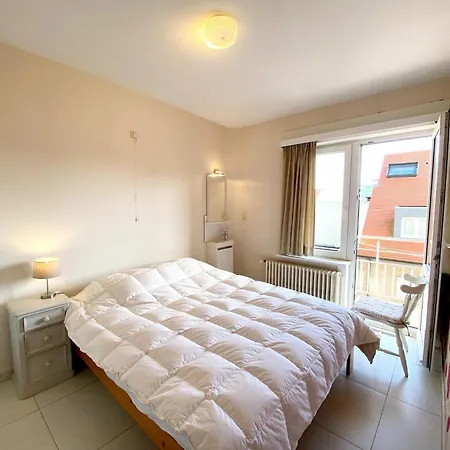 Attic Near * 니우포르트